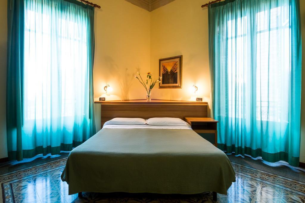 Hotel Italia Palermo Kültér fotó